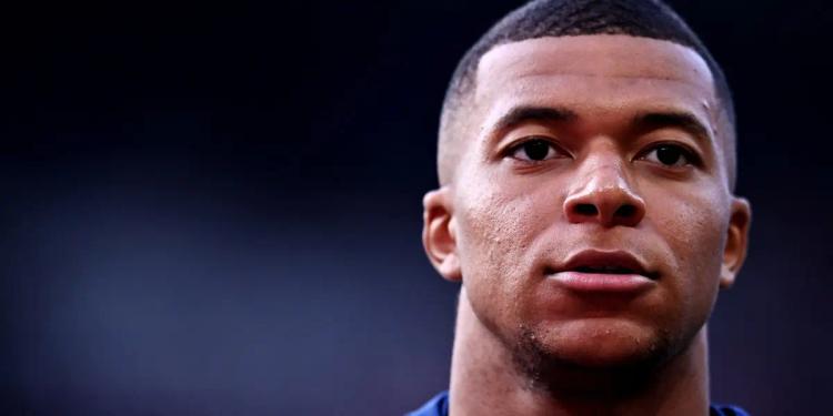 En medio de su lesión, la gran noticia que recibe Mbappé por parte de la Fiscalía 