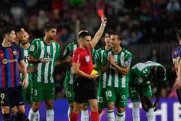 El Betis padeció en carne propia lo que es ser estafado.