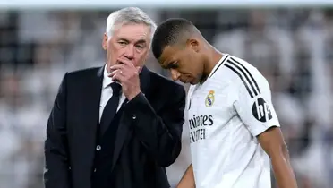 Kylian Mbappé y Carlo Ancelotti Foto: Relevo 