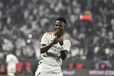 (VIDEO) perfecto, triplete de Vinicius para que el Madrid aplaste al Barcelona